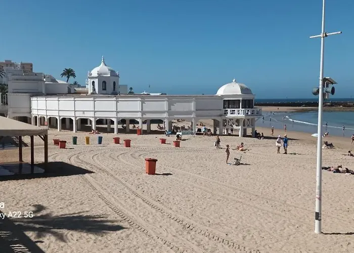Piso Playa La Caleta Апартаменти *